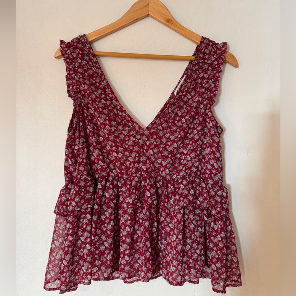 American Eagle Floral Top